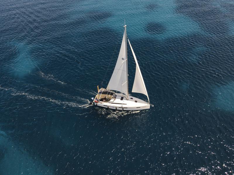 Book yachts online - sailboat - Sun Odyssey 410 - Marianna - rent