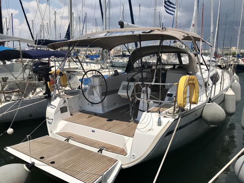 Book yachts online - sailboat - Bavaria Cruiser 41 - Leonidas - rent