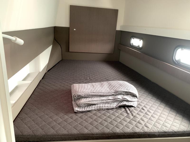 Book yachts online - catamaran - Bali 4.1 - Micha - rent