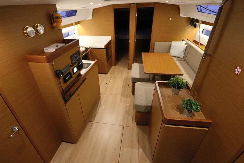 Book yachts online - sailboat - Sun Odyssey 490 - Aqua Fun - rent