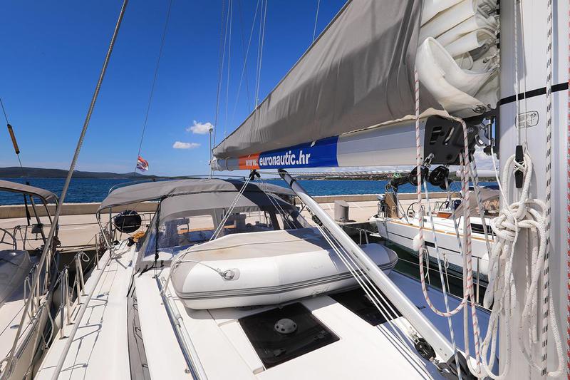 Book yachts online - sailboat - Bavaria C45 Style - Katharina - rent