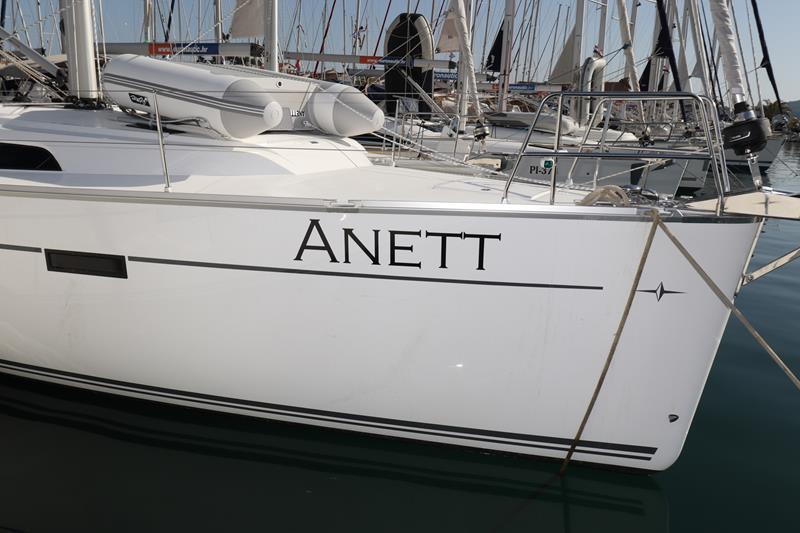 Book yachts online - sailboat - Bavaria Cruiser 46 - Anett - rent