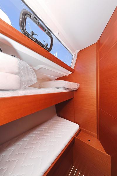 Book yachts online - sailboat - Dufour 460 Grand Large - 5 cabins - SunnyLife - rent