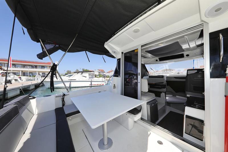 Book yachts online - motorboat - Merry Fisher 795 - Tena - rent