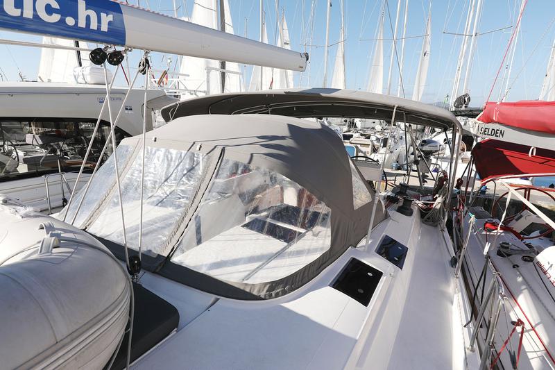 Book yachts online - sailboat - Hanse 505 - Nala - rent