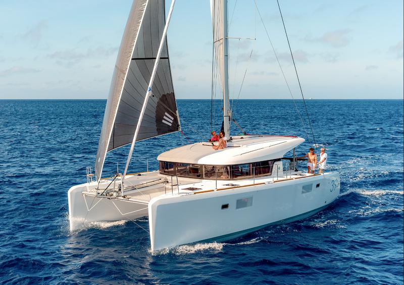 Book yachts online - catamaran - Lagoon 39 - EXPLORER - rent