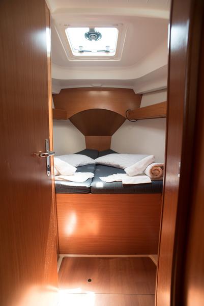Book yachts online - sailboat - Cyclades 43.4 - GEORGE'S - rent