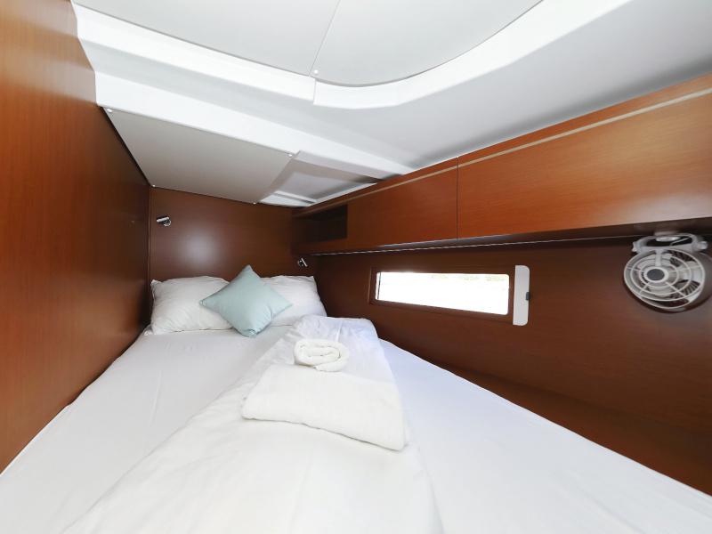 Book yachts online - sailboat - Oceanis 51.1 - GREY GOOSE  - rent