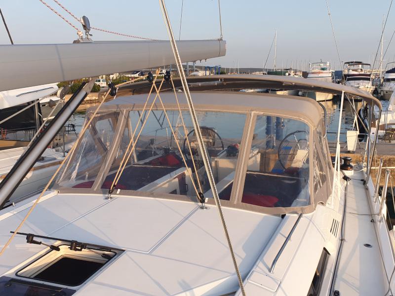 Book yachts online - sailboat - Oceanis 51.1 - GREY GOOSE  - rent