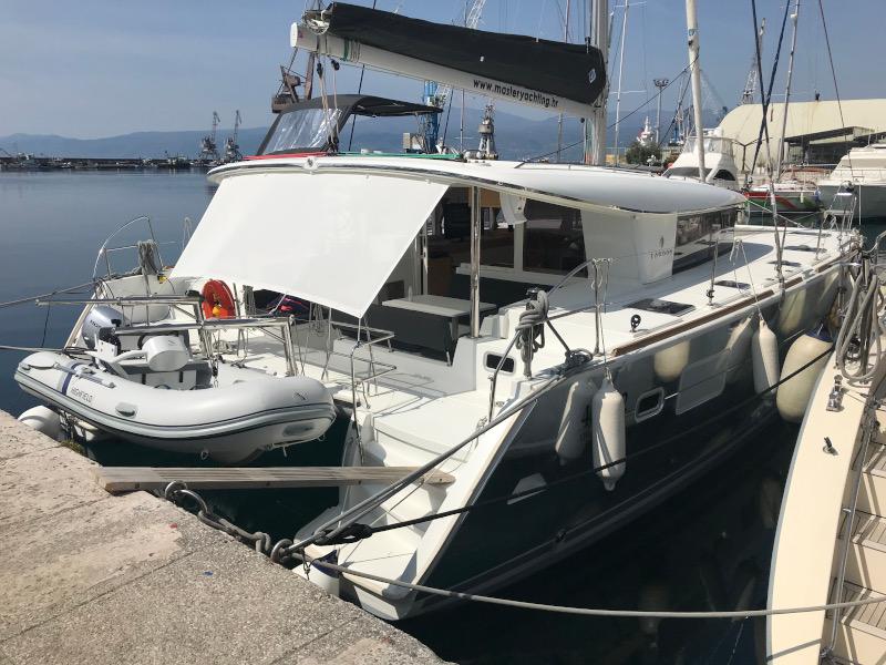 Book yachts online - catamaran - Lagoon 400 S2 LTD EDITION - SCIROCCO - rent
