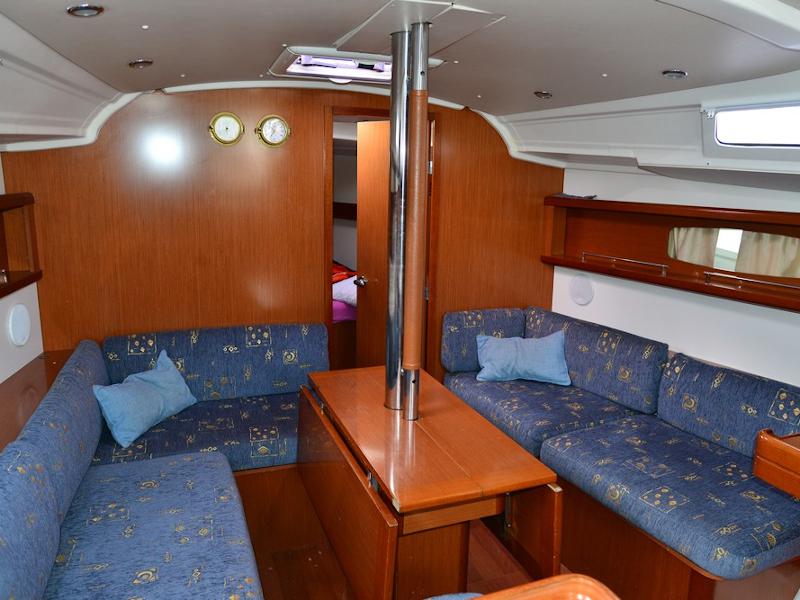Book yachts online - sailboat - Oceanis 37 - MARINA - rent