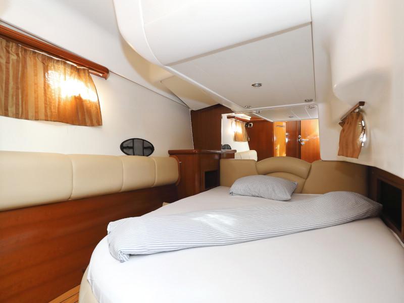 Book yachts online - motorboat - Prestige 46 Fly - ANIMA MARIS - rent