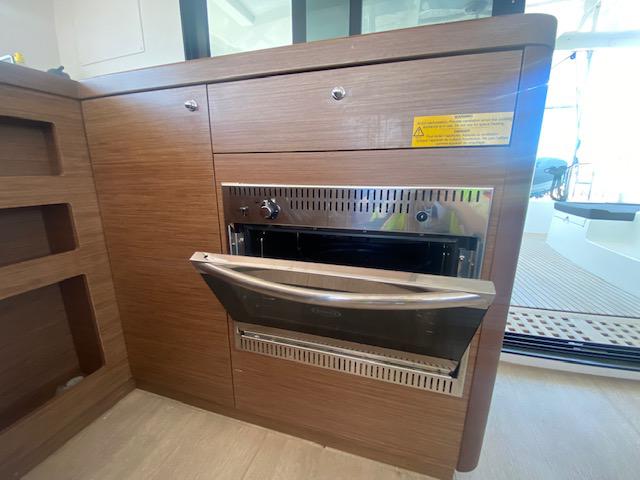 Book yachts online - catamaran - Lagoon 42 - FAT CAT - rent