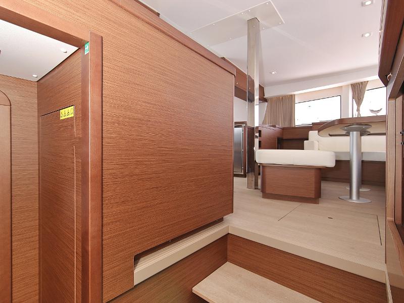 Book yachts online - catamaran - Lagoon 42 - MASTERPIECE - rent
