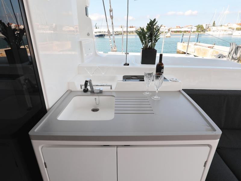 Book yachts online - catamaran - Lagoon 50 - 50 CENT - rent