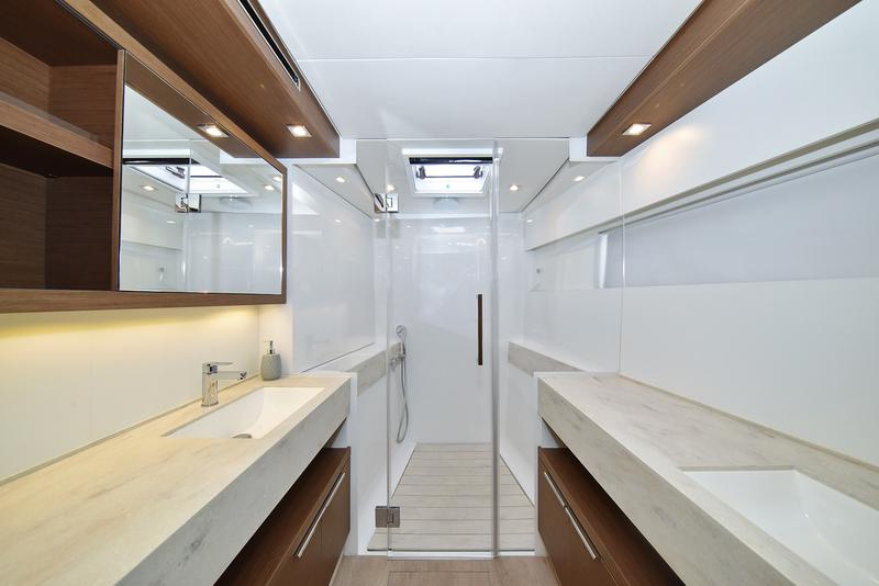 Book yachts online - catamaran - Lagoon 50- owner version - RAGNAR - rent