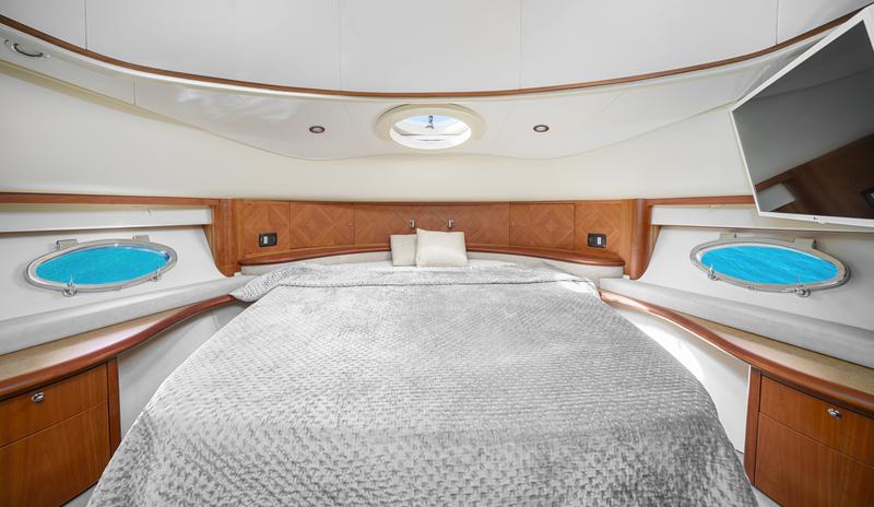 Book yachts online - motorboat - Aicon 56 - NUDGE - rent