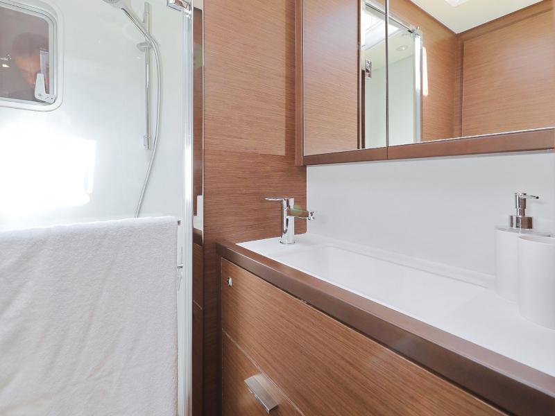 Book yachts online - catamaran - Lagoon 620 - MASTERDREAM  - rent