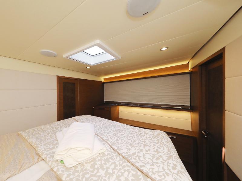 Book yachts online - catamaran - Lagoon 620 - MASTERDREAM  - rent