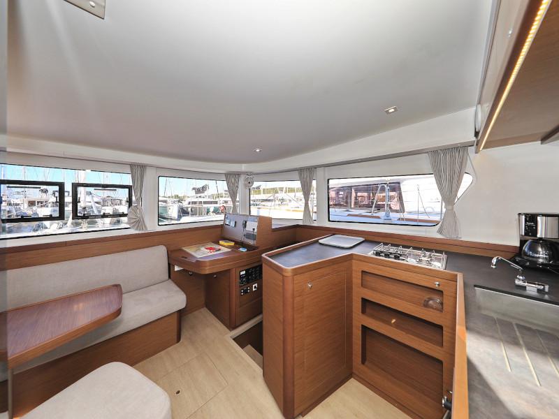 Book yachts online - catamaran - Lagoon 42 - SEA YA - rent