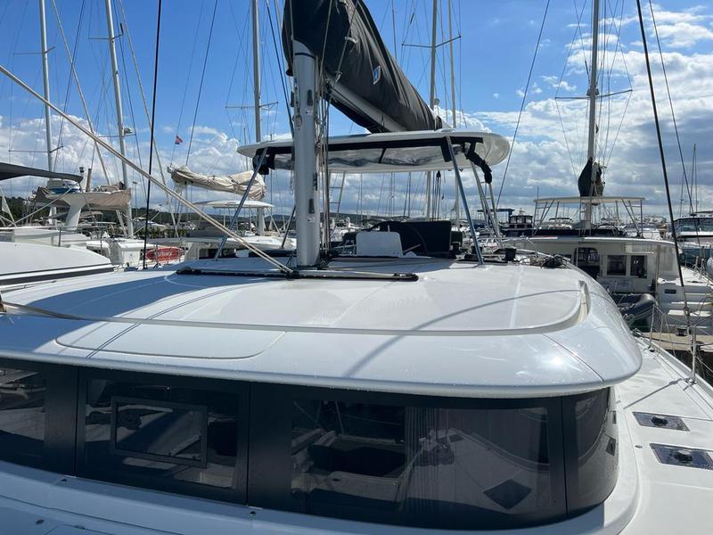 Book yachts online - catamaran - Lagoon 46 - WHY NOT - rent