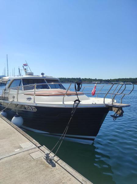 Book yachts online - motorboat - Adriana 36 - Morska Zvijezda 1 - rent