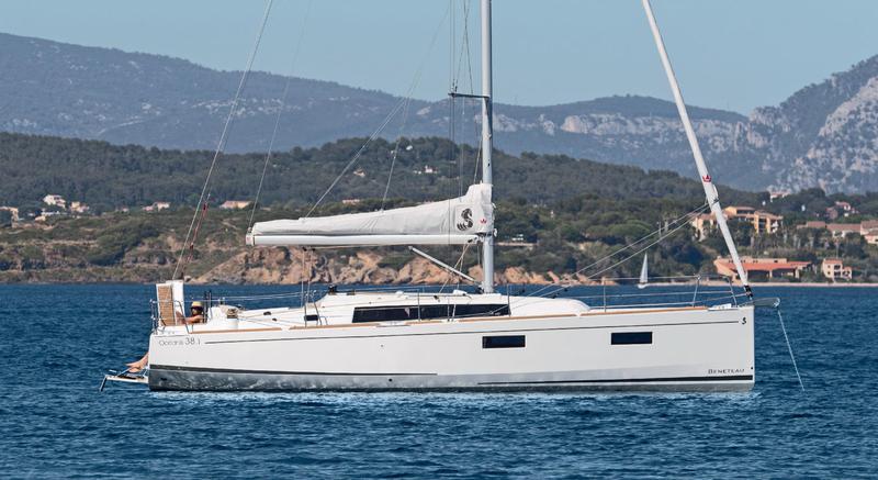 Book yachts online - sailboat - Oceanis 38.1 - Dancefloor - rent