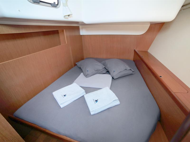 Book yachts online - sailboat - Oceanis 54 - Sail Antares - rent