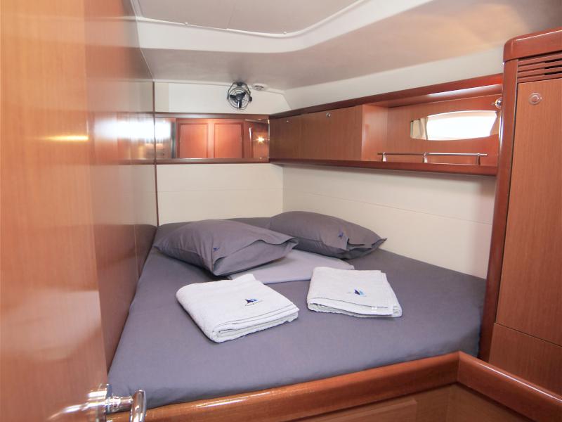 Book yachts online - sailboat - Oceanis 54 - Sail Antares - rent
