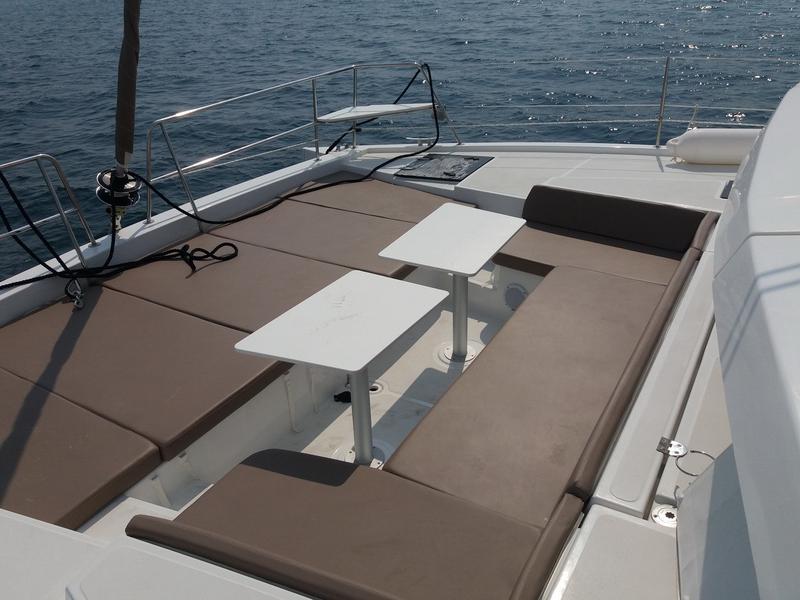 Book yachts online - catamaran - Bali 4.1 - Sjohus - rent