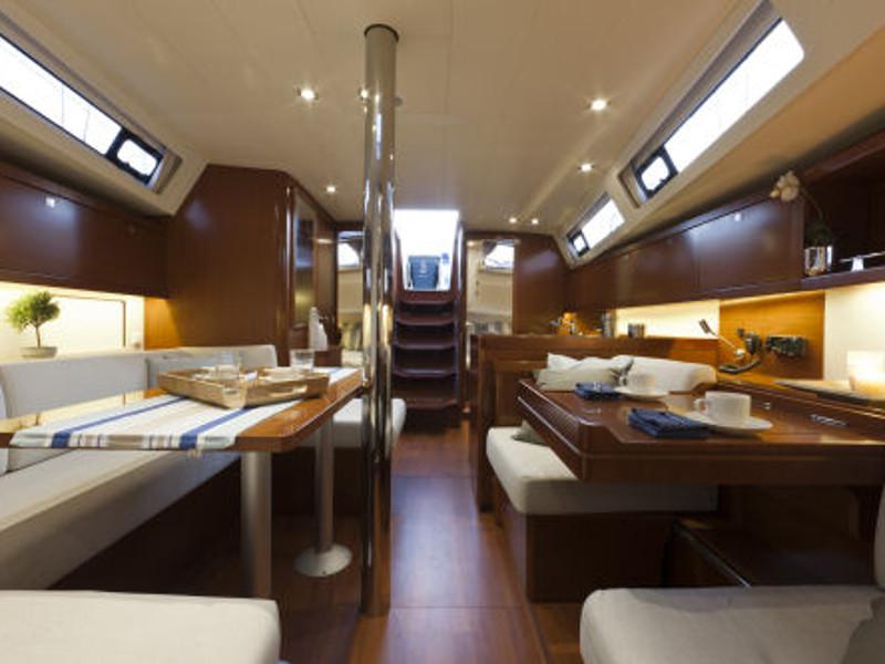 Book yachts online - sailboat - Oceanis 41 - EC- O41-13-G - rent