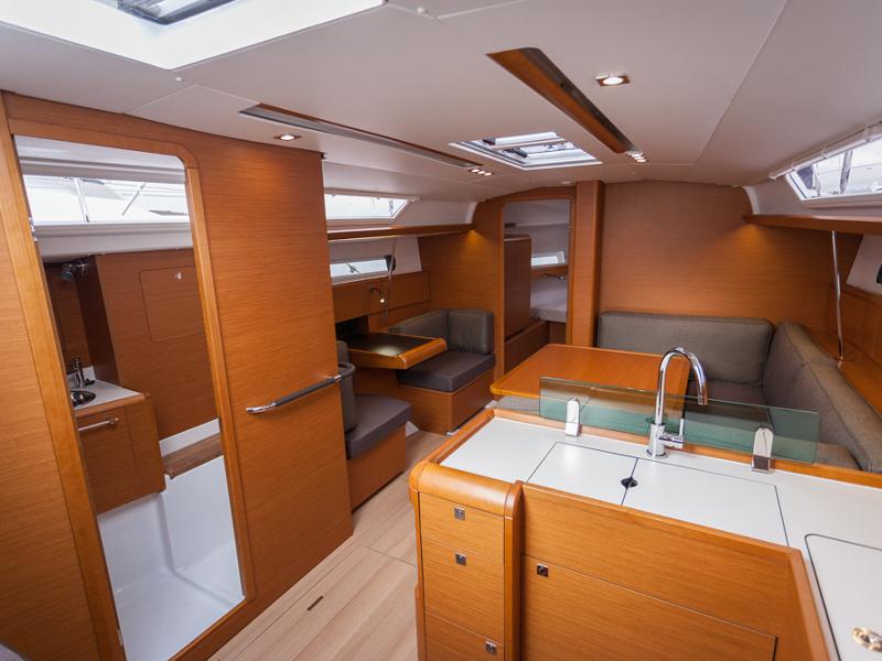 Book yachts online - sailboat - Sun Odyssey 419 (1WC) - CL- 420-18-F - rent