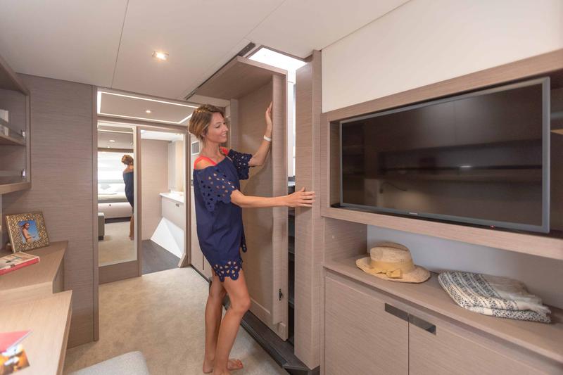 Book yachts online - catamaran - Elba 45 Quatour - PRINCESS VALERIA - rent