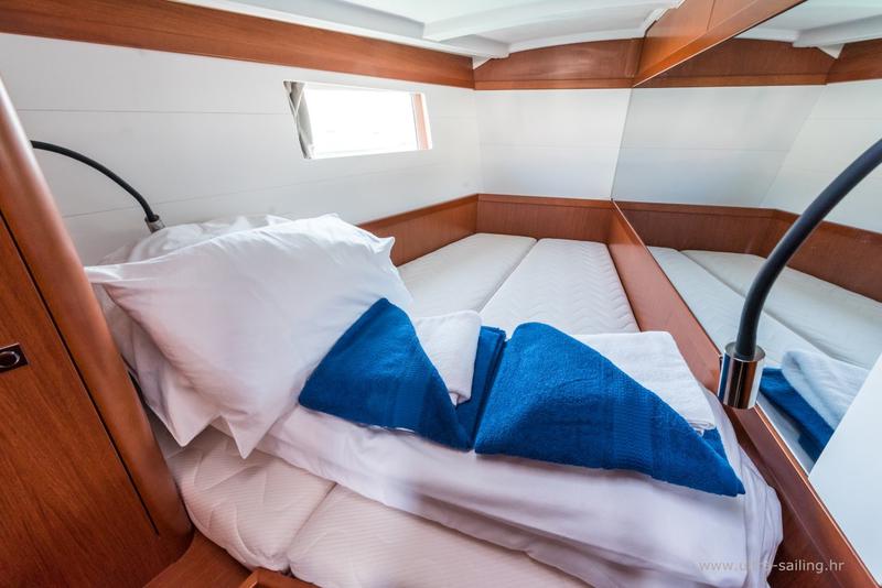Book yachts online - sailboat - Oceanis 48 - FLOU - rent