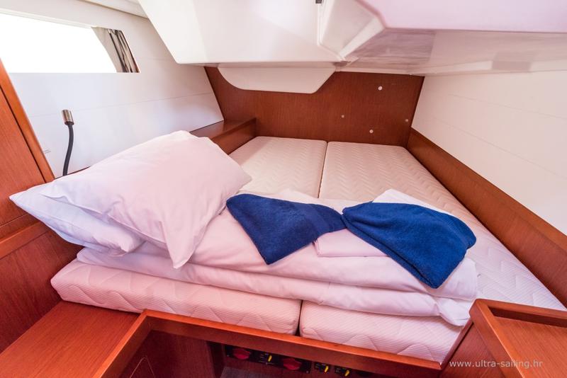 Book yachts online - sailboat - Oceanis 48 - FLOU - rent