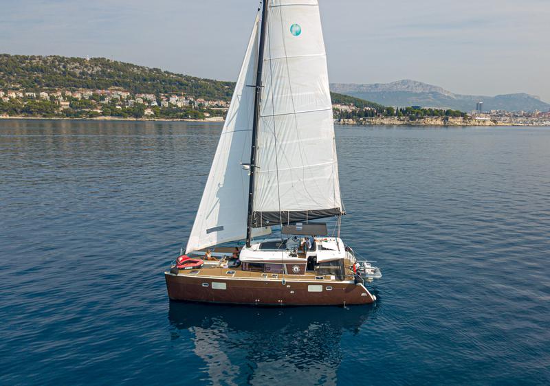 Book yachts online - catamaran - Lagoon 450 F - PRINCESS KARLA I - rent