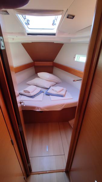 Book yachts online - sailboat - Sun Odyssey 439 - Pasithea - rent