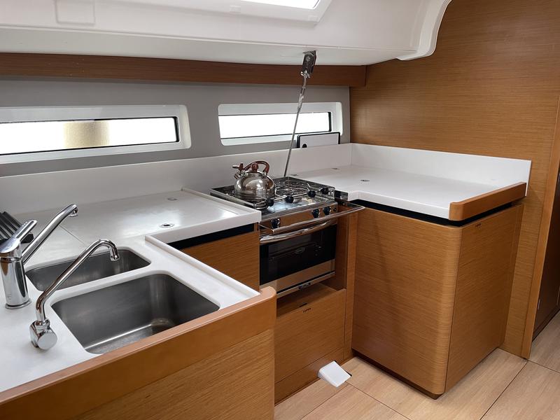 Book yachts online - sailboat - Sun Odyssey 490 - Iris - rent
