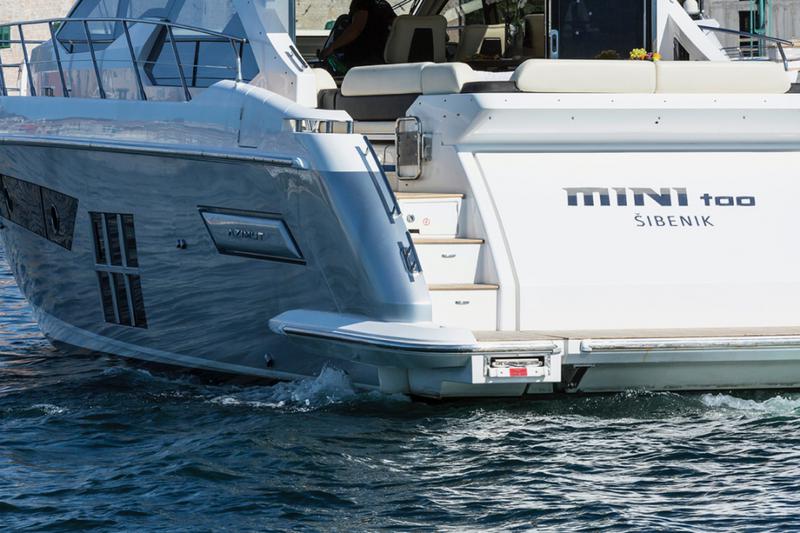 Book yachts online - motorboat - Azimut 55 S - Mini Too - rent