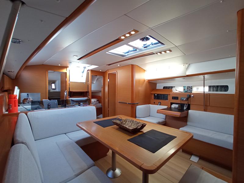 Book yachts online - sailboat - Sun Odyssey 439 - SO439BL - rent