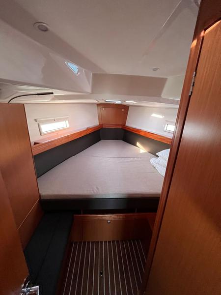 Book yachts online - sailboat - Bavaria Cruiser 41 - TONKA - rent