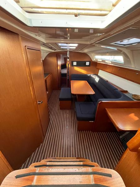 Book yachts online - sailboat - Bavaria Cruiser 41 - TONKA - rent
