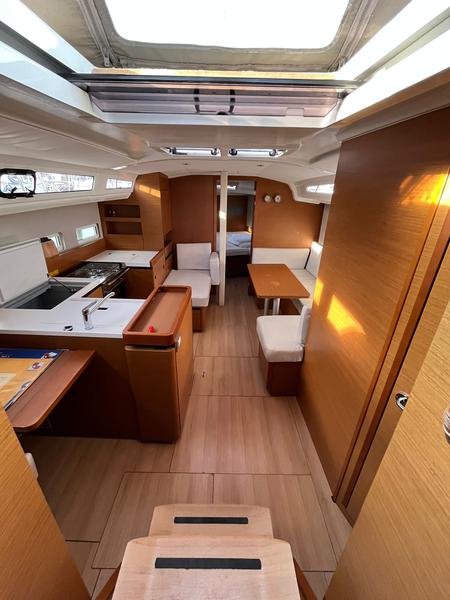 Book yachts online - sailboat - Sun Odyssey 410 - POLARIS  - rent