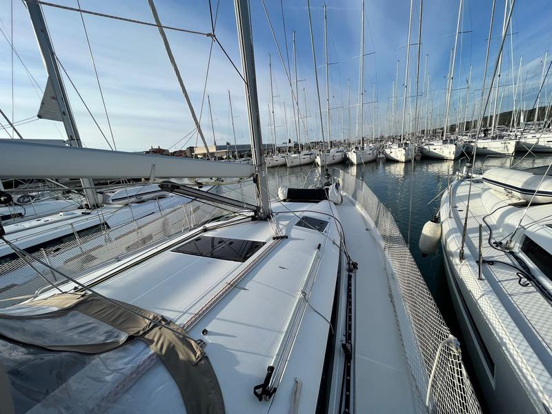 Book yachts online - sailboat - Sun Odyssey 440 - PETRA - rent