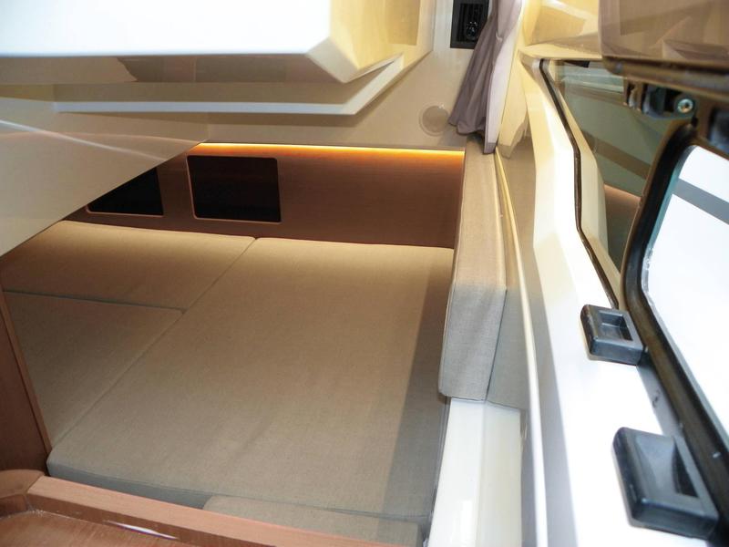 Book yachts online - motorboat - Merry Fisher 895 - ADRIANA - rent