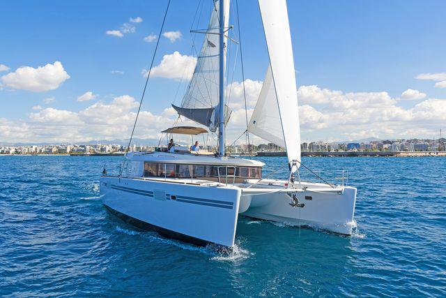 Book yachts online - catamaran - Lagoon 450  Fly A/C &amp; GEN &amp; WM - CASSIOPEIA II - rent