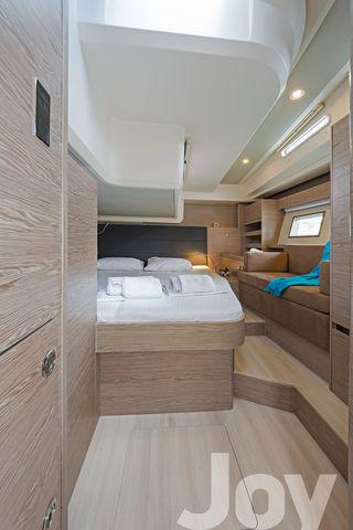 Book yachts online - sailboat - Hanse 548 AC &amp; GEN - JOY - rent