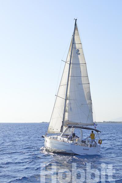 Book yachts online - sailboat - Oceanis 35 - Hobbit - rent