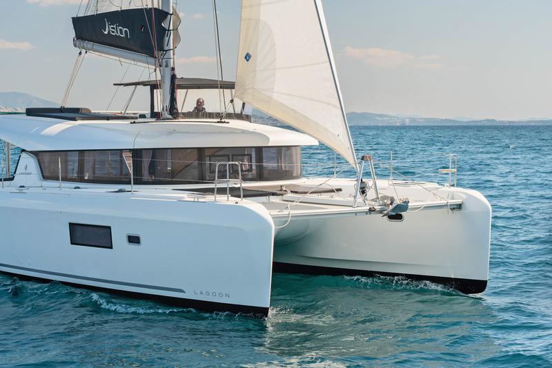 Book yachts online - catamaran - Lagoon 42 A/C &amp; GEN. - IONAS - rent