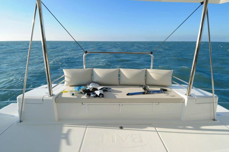 Book yachts online - catamaran - Bali 4.1 - E.S. - rent